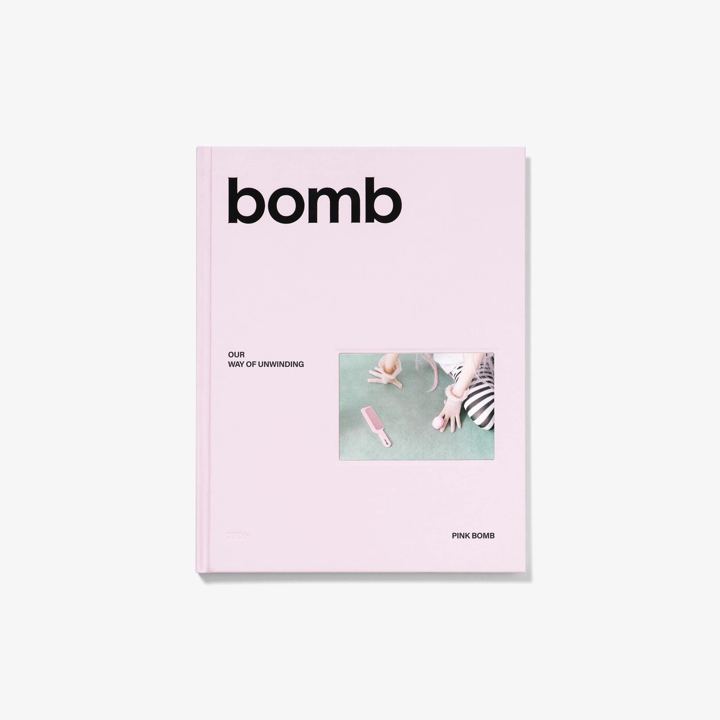 ILLIT - BOMB - Image 3